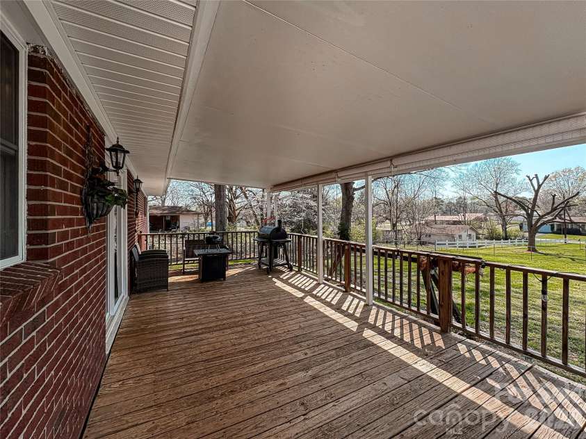 2011 Mountain Creek Road, Albemarle, NC 28001.  MLS# CAR4360482, YatesRealty ID 6534. 