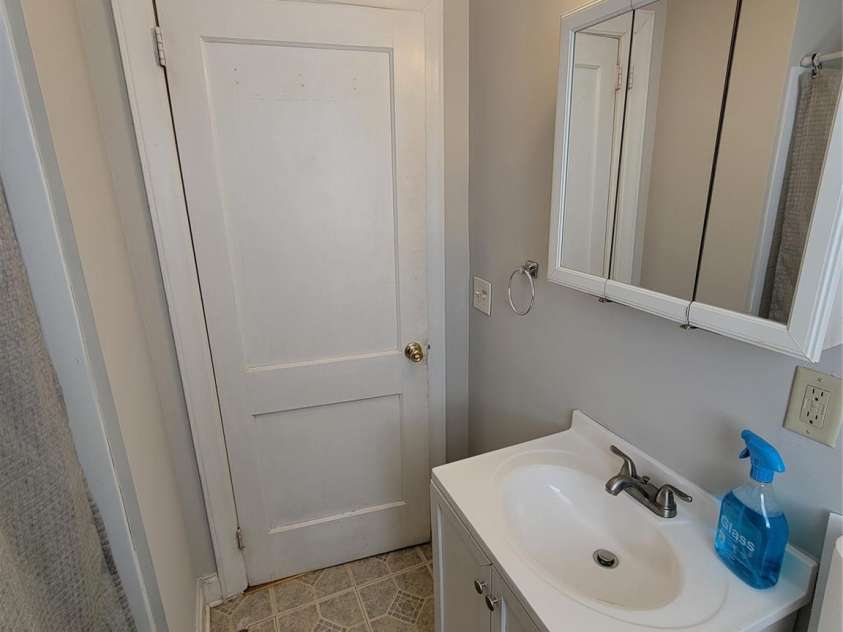 30 Jeffress Avenue, Asheville, NC 28803.  MLS# CAR4248352, YatesRealty ID 6534. 