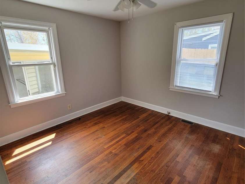 30 Jeffress Avenue, Asheville, NC 28803.  MLS# CAR4248352, YatesRealty ID 6534. 