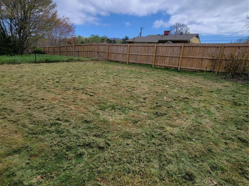 30 Jeffress Avenue, Asheville, NC 28803.  MLS# CAR4248352, YatesRealty ID 6534. 