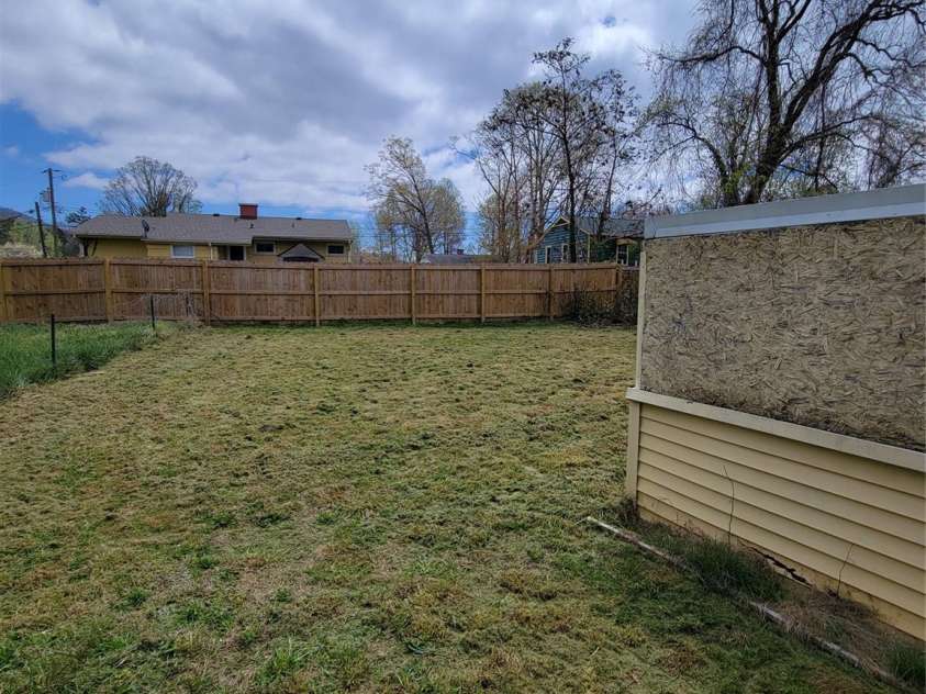 30 Jeffress Avenue, Asheville, NC 28803.  MLS# CAR4248352, YatesRealty ID 6534. 