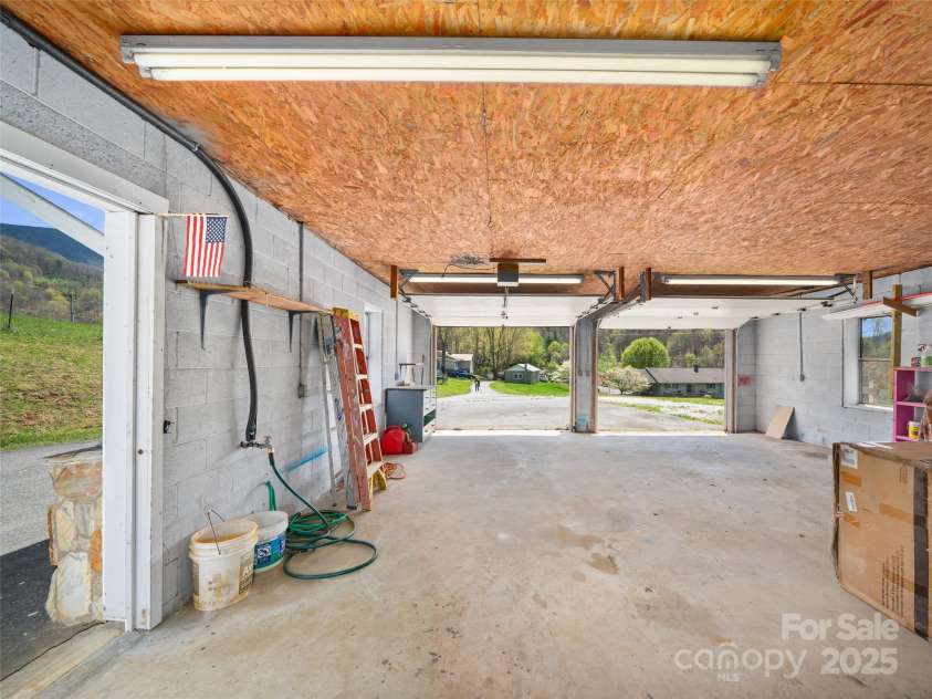 173 Odoms Chapel Road, Bakersville, NC 28705.  MLS# CAR4248345, YatesRealty ID 6535. 