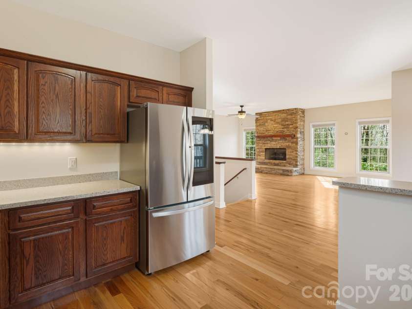 14 Isuhdavga Court, Brevard, NC 28712.  MLS# CAR4361099, YatesRealty ID 6536. Kitchen