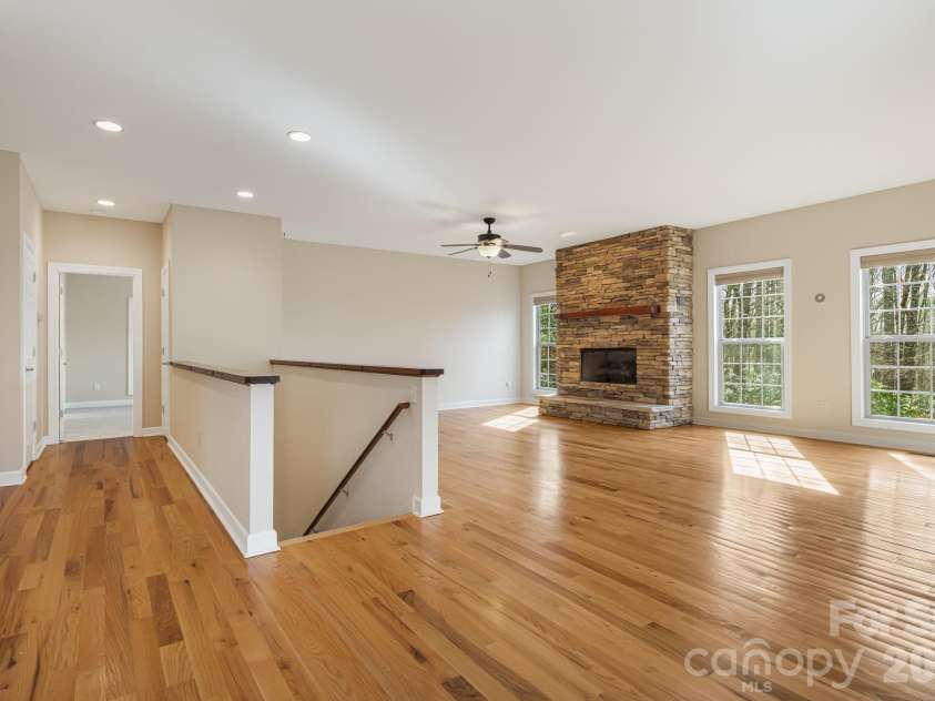 14 Isuhdavga Court, Brevard, NC 28712.  MLS# CAR4361099, YatesRealty ID 6536. Living Room
