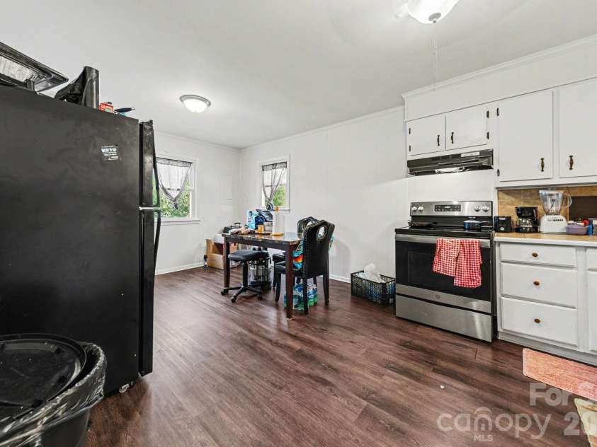 1332 Poston Circle, Gastonia, NC 28054.  MLS# CAR4362078, YatesRealty ID 6537. 