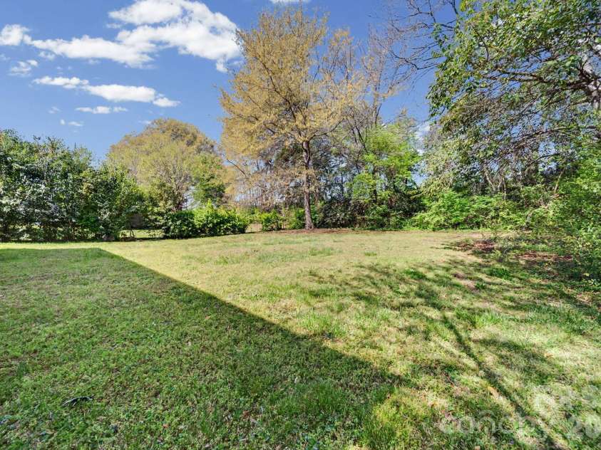 1332 Poston Circle, Gastonia, NC 28054.  MLS# CAR4362078, YatesRealty ID 6537. 