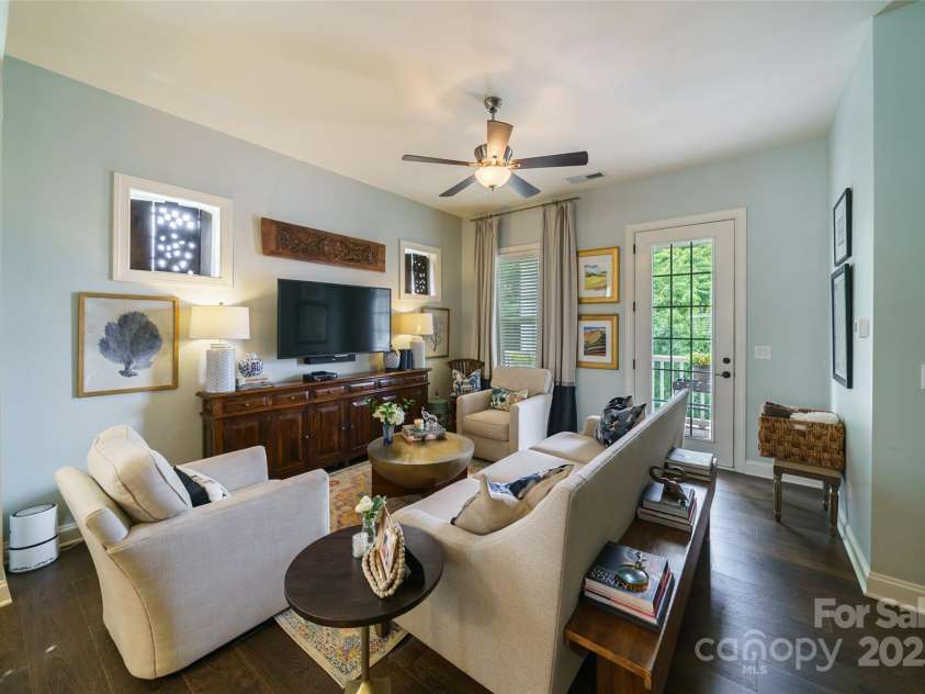 2355 Crockett Park Place, Charlotte, NC 28203.  MLS# CAR4247021, YatesRealty ID 6537. 