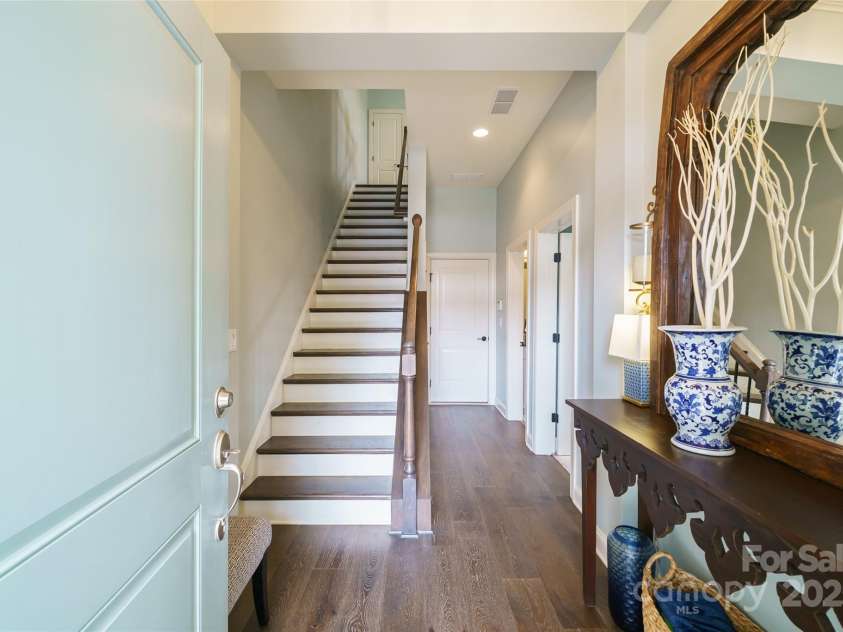 2355 Crockett Park Place, Charlotte, NC 28203.  MLS# CAR4247021, YatesRealty ID 6537. 