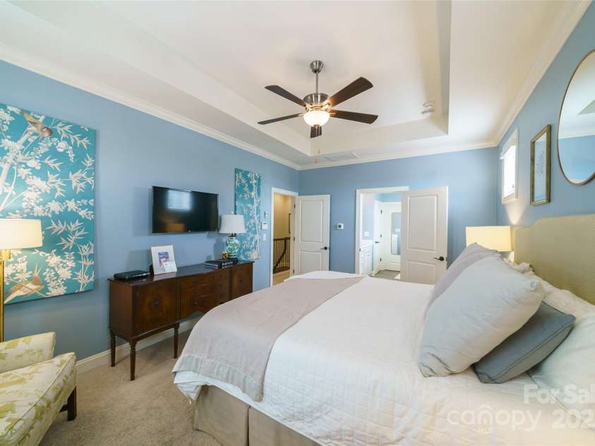 2355 Crockett Park Place, Charlotte, NC 28203.  MLS# CAR4247021, YatesRealty ID 6537. 