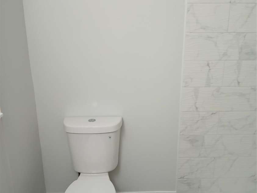 2822 Royston Road, Charlotte, NC 28208.  MLS# CAR4244061, YatesRealty ID 6538. 