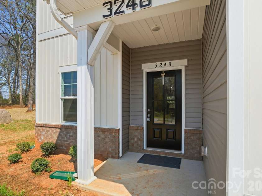 3248 Killian Road, Lincolnton, NC 28092.  MLS# CAR4361583, YatesRealty ID 6538. 