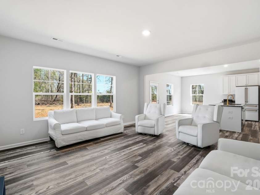 3248 Killian Road, Lincolnton, NC 28092.  MLS# CAR4361583, YatesRealty ID 6538. 