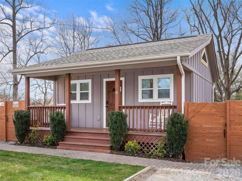 175 Duckworth Avenue, Brevard, NC 28712.  MLS# CAR4361938, YatesRealty ID 6539. Unit A