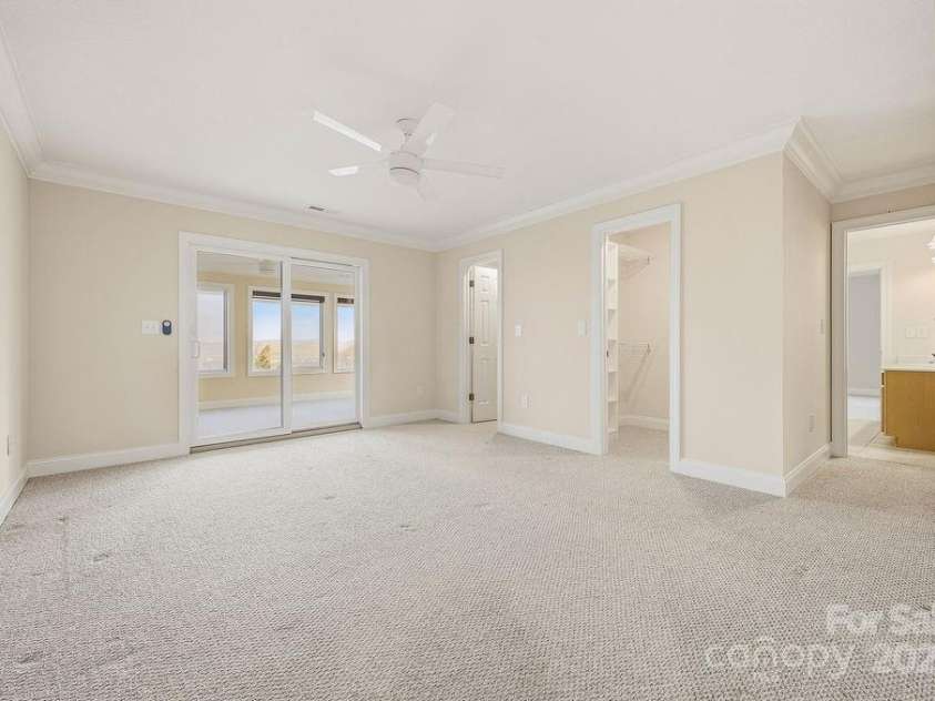 38 Sweetwater Oaks Drive, Fletcher, NC 28732.  MLS# CAR4331629, YatesRealty ID 654. 