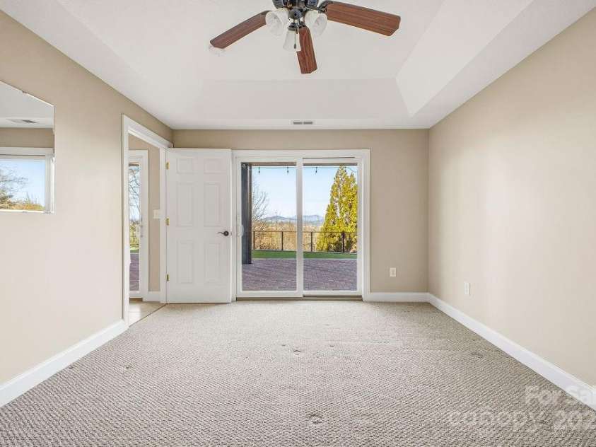 38 Sweetwater Oaks Drive, Fletcher, NC 28732.  MLS# CAR4331629, YatesRealty ID 654. 
