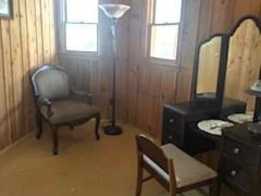 667 Pinewood Knoll Drive, Hendersonville, NC 28739.  MLS# CAR4319035, YatesRealty ID 654. 