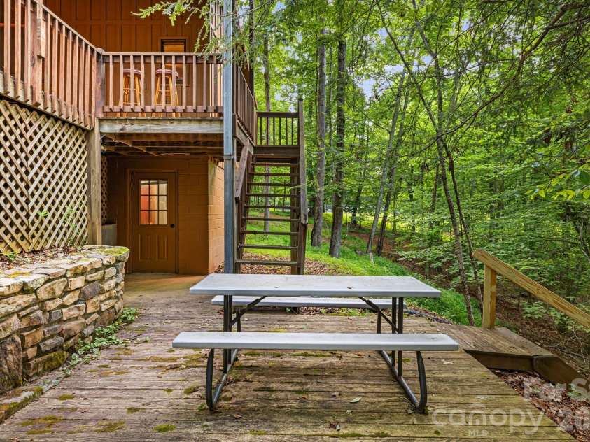 180 Grace Way, Green Mountain, NC 28740.  MLS# CAR4361889, YatesRealty ID 6541. 