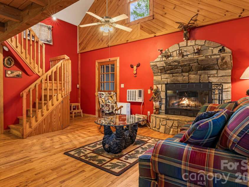 180 Grace Way, Green Mountain, NC 28740.  MLS# CAR4361889, YatesRealty ID 6541. 