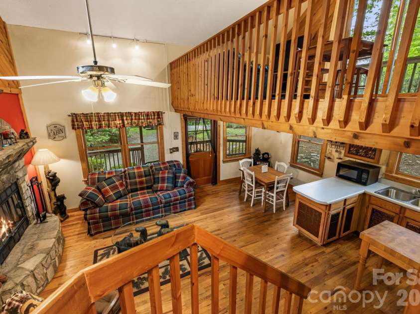 180 Grace Way, Green Mountain, NC 28740.  MLS# CAR4361889, YatesRealty ID 6541. 