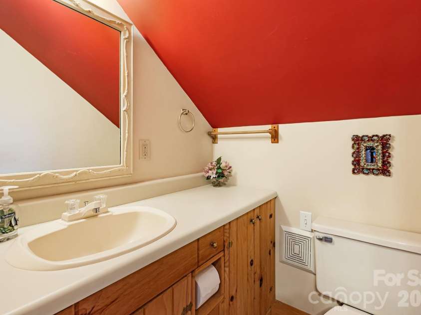 180 Grace Way, Green Mountain, NC 28740.  MLS# CAR4361889, YatesRealty ID 6541. 