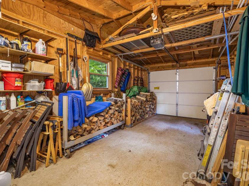 180 Grace Way, Green Mountain, NC 28740.  MLS# CAR4361889, YatesRealty ID 6541. 
