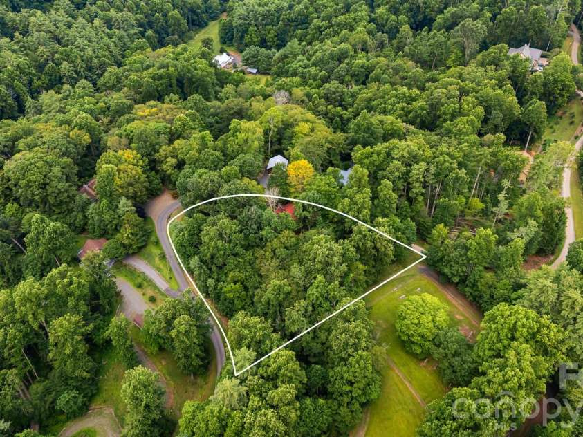 180 Grace Way, Green Mountain, NC 28740.  MLS# CAR4361889, YatesRealty ID 6541. 