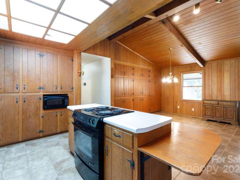 567 Willie Lane, York, SC 29745.  MLS# CAR4248844, YatesRealty ID 6541. 