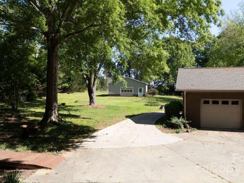 567 Willie Lane, York, SC 29745.  MLS# CAR4248844, YatesRealty ID 6541. 