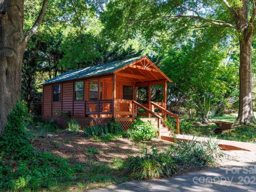 567 Willie Lane, York, SC 29745.  MLS# CAR4248844, YatesRealty ID 6541. 