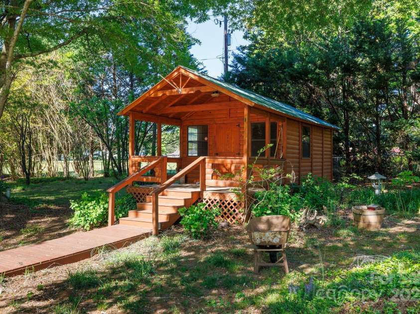 567 Willie Lane, York, SC 29745.  MLS# CAR4248844, YatesRealty ID 6541. 