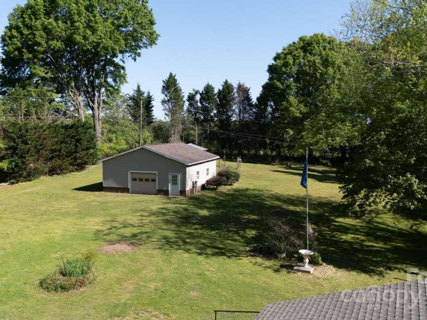 567 Willie Lane, York, SC 29745.  MLS# CAR4248844, YatesRealty ID 6541. 