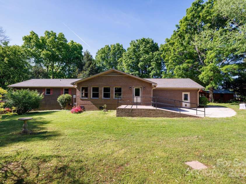 567 Willie Lane, York, SC 29745.  MLS# CAR4248844, YatesRealty ID 6541. 