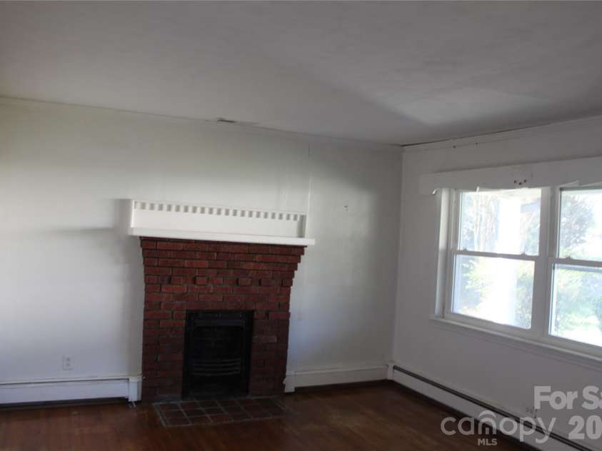2210 Cannon Boulevard, Kannapolis, NC 28083.  MLS# CAR4355832, YatesRealty ID 6543. BEDROOM