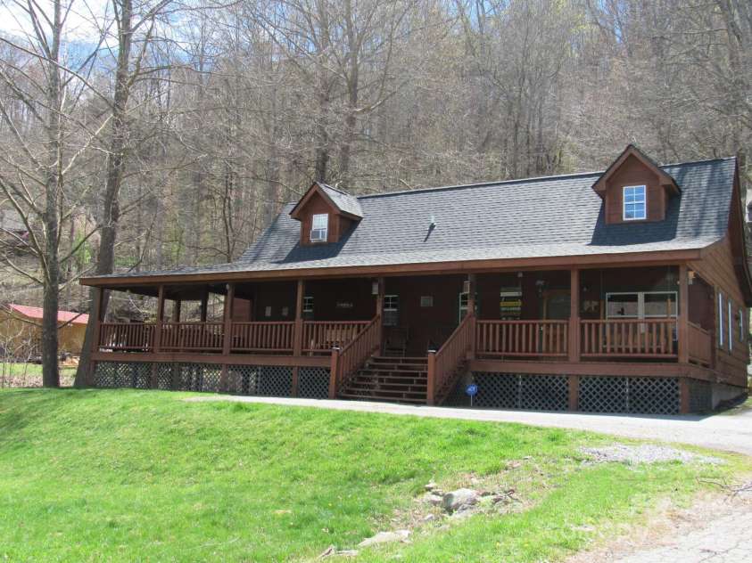 233 Rocky Top Road, Maggie Valley, NC 28751.  MLS# CAR4247300, YatesRealty ID 6543. Exterior NE corner