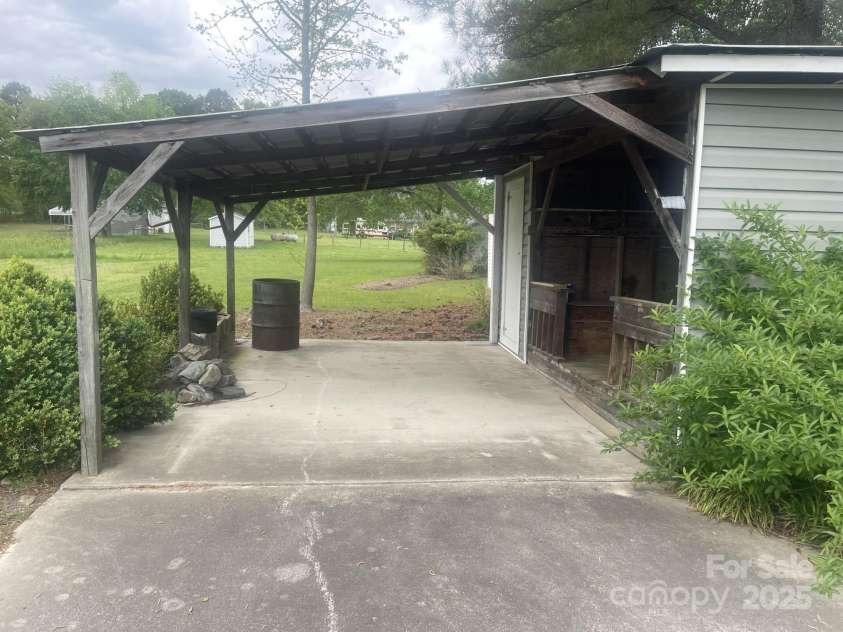 1620 Moss Springs Road, Albemarle, NC 28001.  MLS# CAR4248855, YatesRealty ID 6544. 