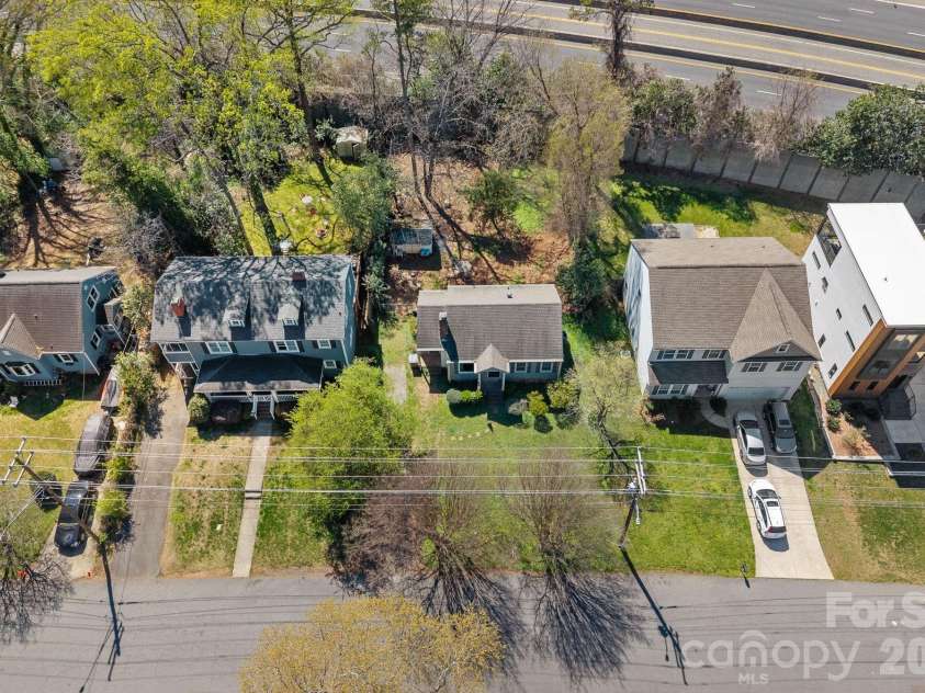 2818 Shenandoah Avenue, Charlotte, NC 28205.  MLS# CAR4362399, YatesRealty ID 6544. 