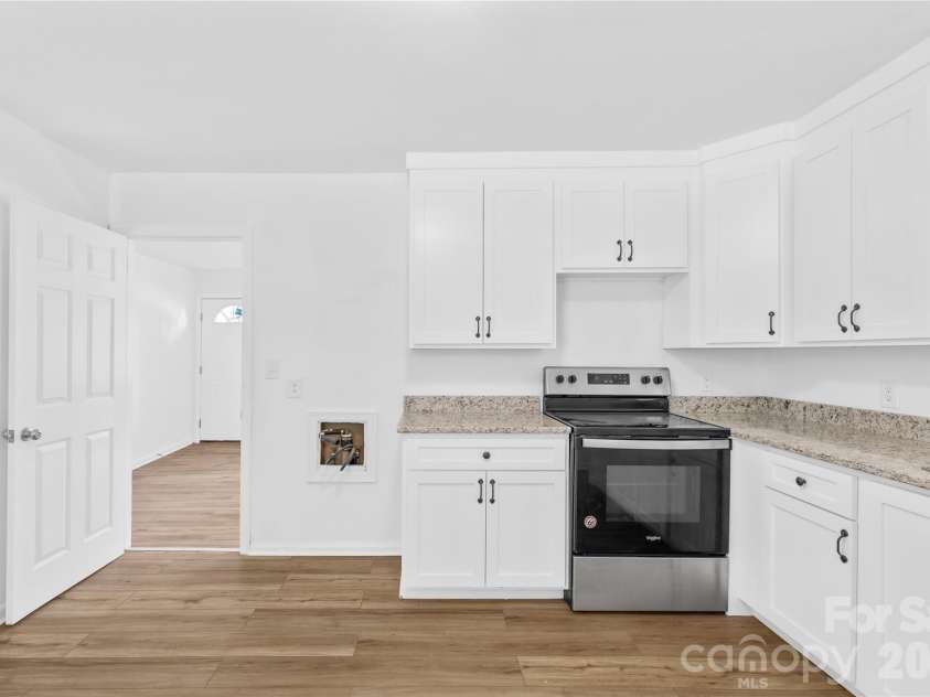 505 Mauney Lane, Shelby, NC 28150.  MLS# CAR4362330, YatesRealty ID 6545. 