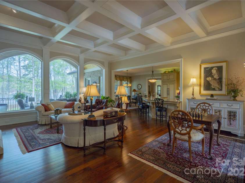 716 Scout Road, Lexington, NC 27292.  MLS# CAR4248886, YatesRealty ID 6545. 