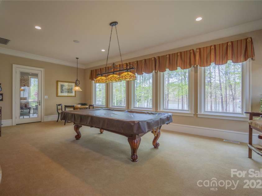 716 Scout Road, Lexington, NC 27292.  MLS# CAR4248886, YatesRealty ID 6545. 