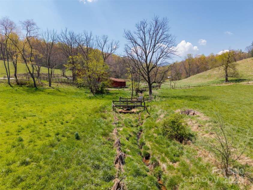 435 Upper Glady Fork Road, Candler, NC 28715.  MLS# CAR4245317, YatesRealty ID 6546. 