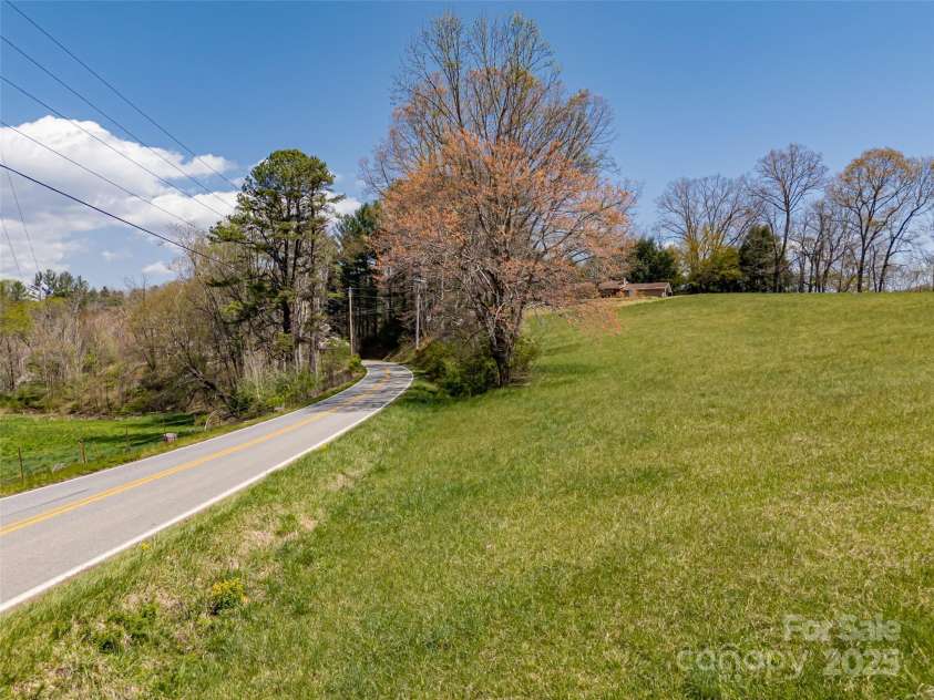 435 Upper Glady Fork Road, Candler, NC 28715.  MLS# CAR4245317, YatesRealty ID 6546. 