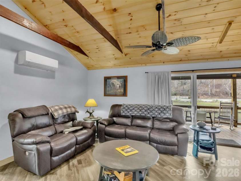 522 River Road, Sylva, NC 28779.  MLS# CAR4361306, YatesRealty ID 6547. 