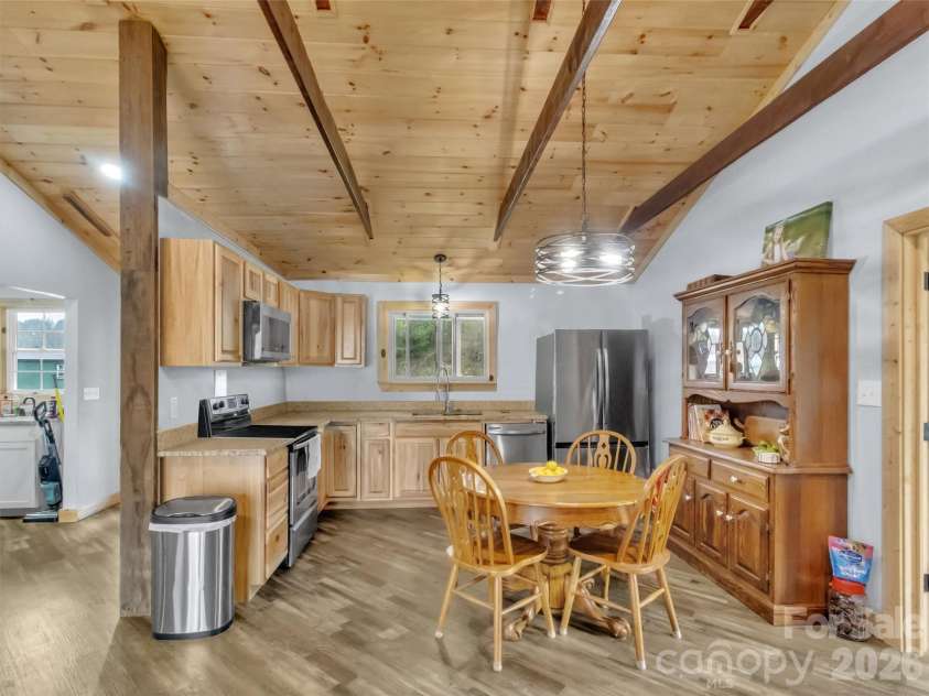522 River Road, Sylva, NC 28779.  MLS# CAR4361306, YatesRealty ID 6547. 