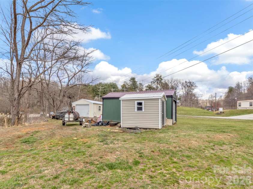 522 River Road, Sylva, NC 28779.  MLS# CAR4361306, YatesRealty ID 6547. 
