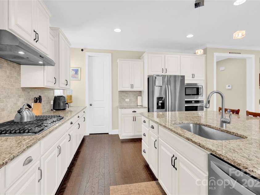 345 Somerled Way, Waxhaw, NC 28173.  MLS# CAR4242195, YatesRealty ID 6549. 