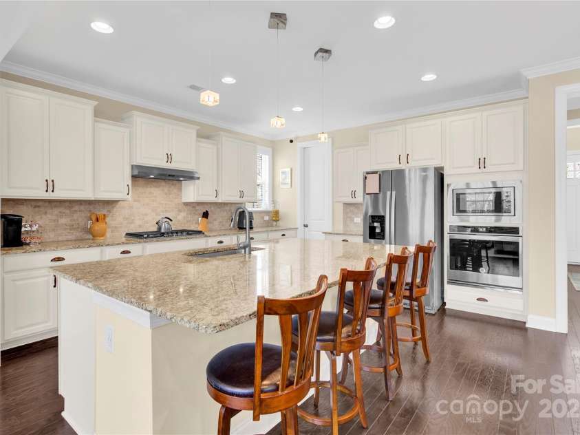 345 Somerled Way, Waxhaw, NC 28173.  MLS# CAR4242195, YatesRealty ID 6549. 