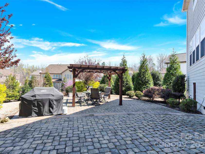 345 Somerled Way, Waxhaw, NC 28173.  MLS# CAR4242195, YatesRealty ID 6549. 