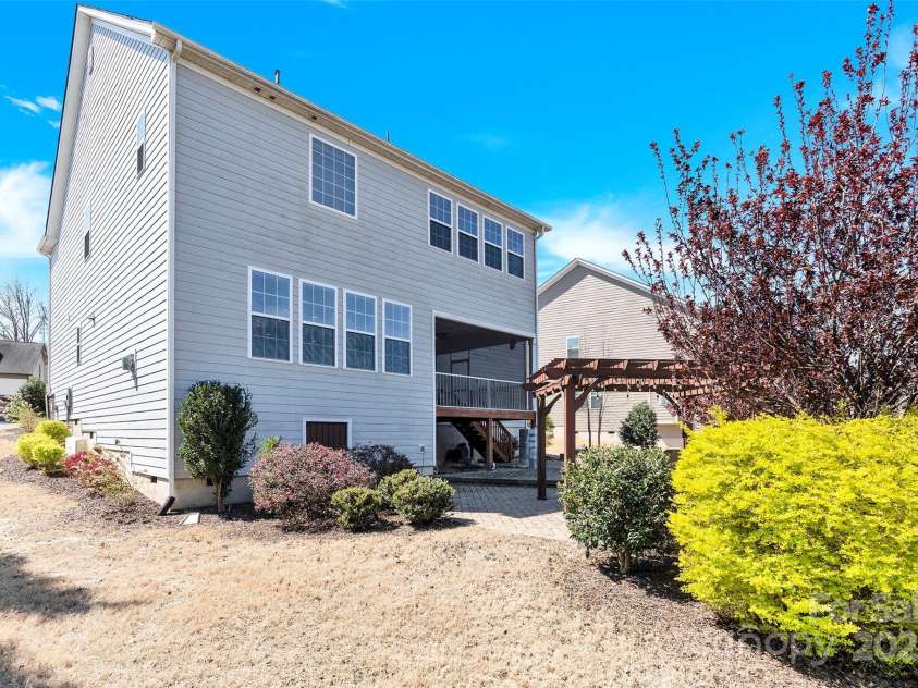 345 Somerled Way, Waxhaw, NC 28173.  MLS# CAR4242195, YatesRealty ID 6549. Back view