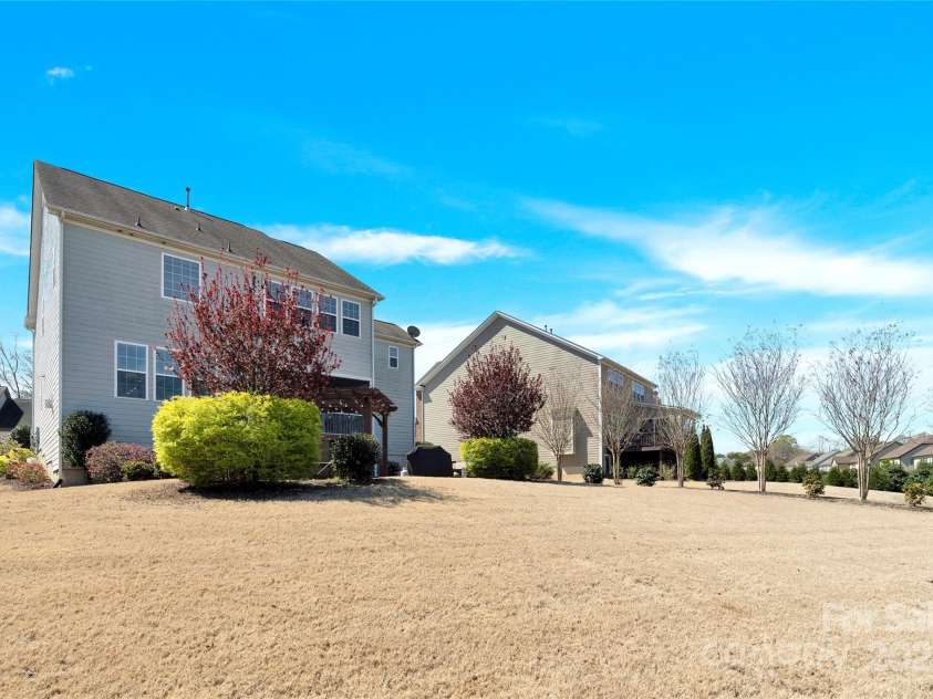 345 Somerled Way, Waxhaw, NC 28173.  MLS# CAR4242195, YatesRealty ID 6549. Backyard