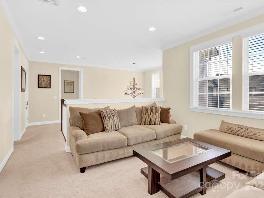 345 Somerled Way, Waxhaw, NC 28173.  MLS# CAR4242195, YatesRealty ID 6549. View of loft and open foyer